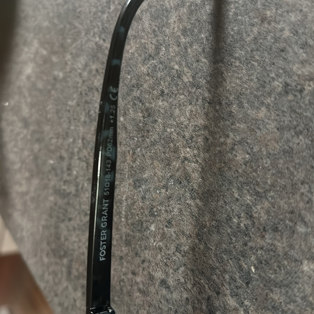Foster Grant basic bifocals 🤓 - Picture 2 of 2